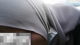 Malay Wife Can't Fuck At Home, She Gives Bj In Car