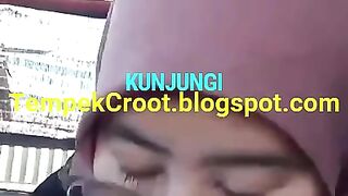 Jilbab Kocokin Pacar